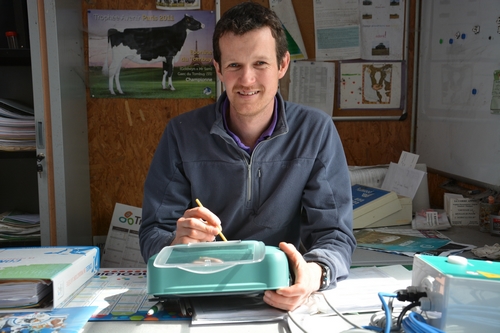 Alexandre un parcours complet en MFR de la 4ème au certificat de spécialisationen élevage laitier